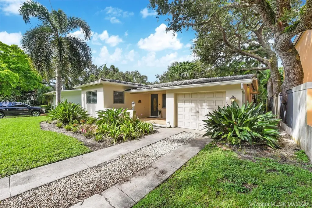 7720 SW 52nd Avenue Miami FL 33143