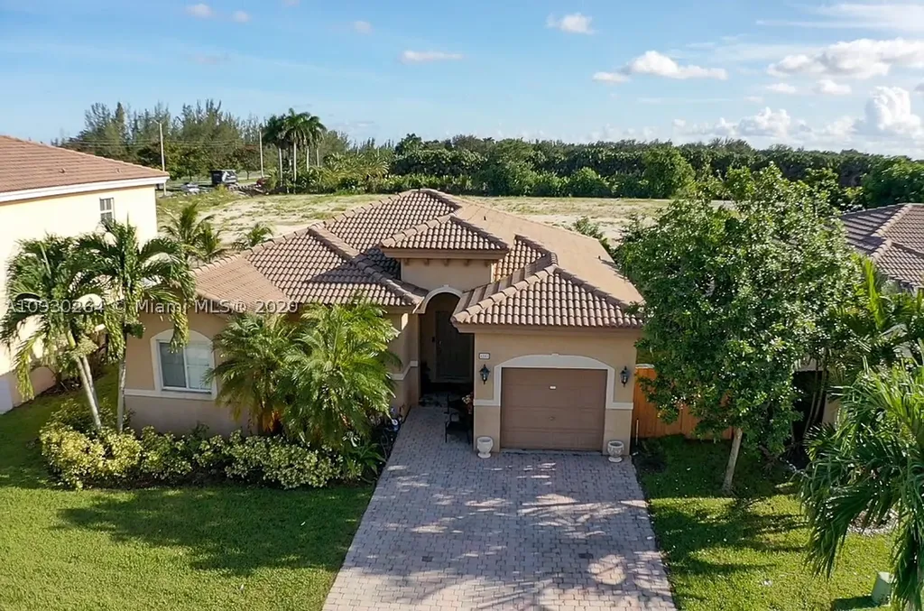 4282 NE 16th Street Homestead FL 33033