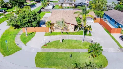 18930 SW 92nd Avenue Cutler Bay FL 33157