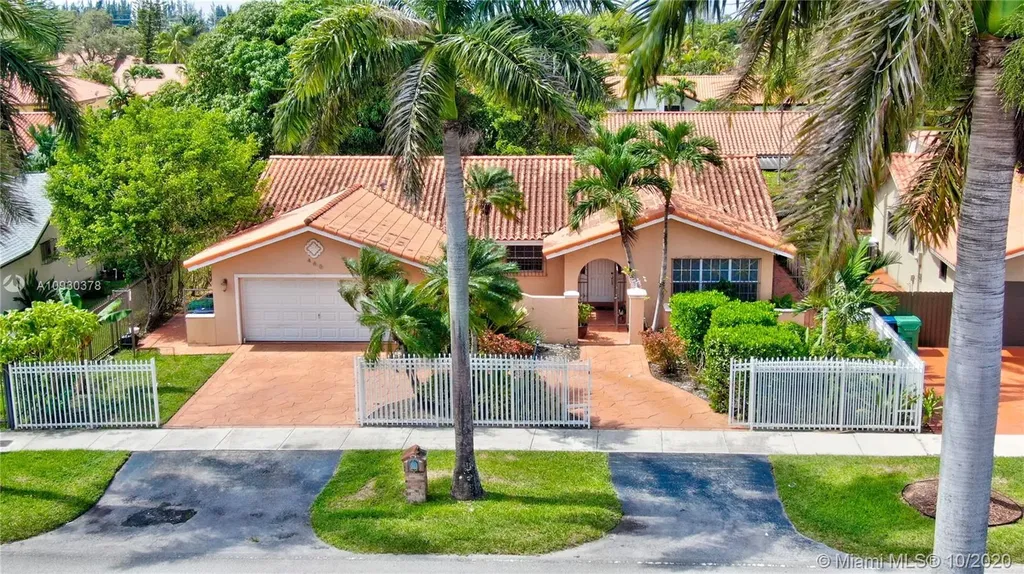 460 SW 132nd Avenue Miami FL 33184