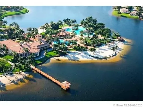 6824 NW 109th Avenue Doral FL 33178