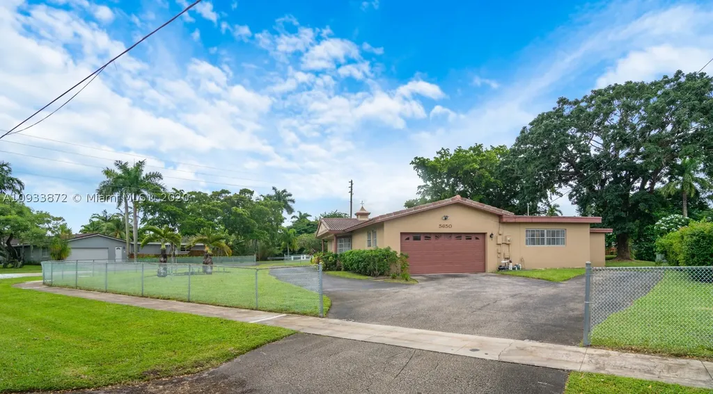 5650 SW 5th Street Plantation FL 33317