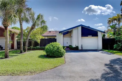 11255 SW 135th Court Miami FL 33186