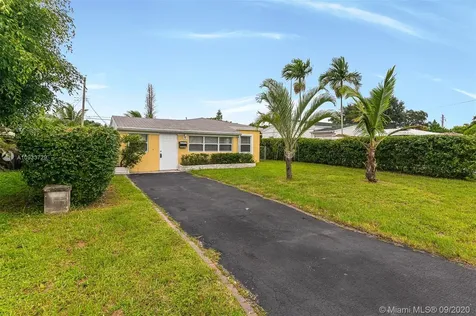 1355 NE 176th Street North Miami Beach FL 33162