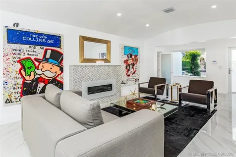 5225 N Bay Road Miami Beach FL 33140