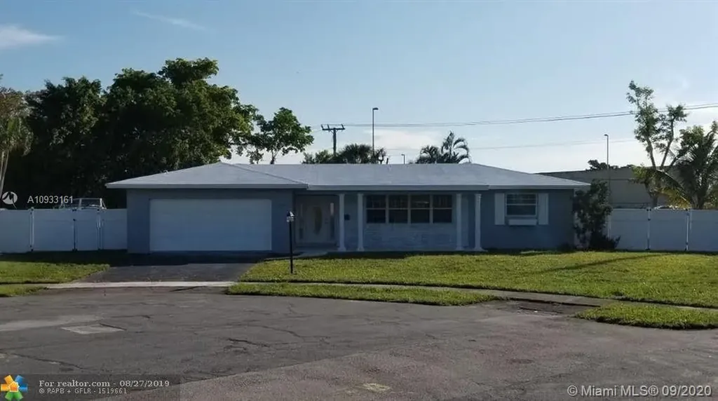 5201 SW 8th Court Plantation FL 33317