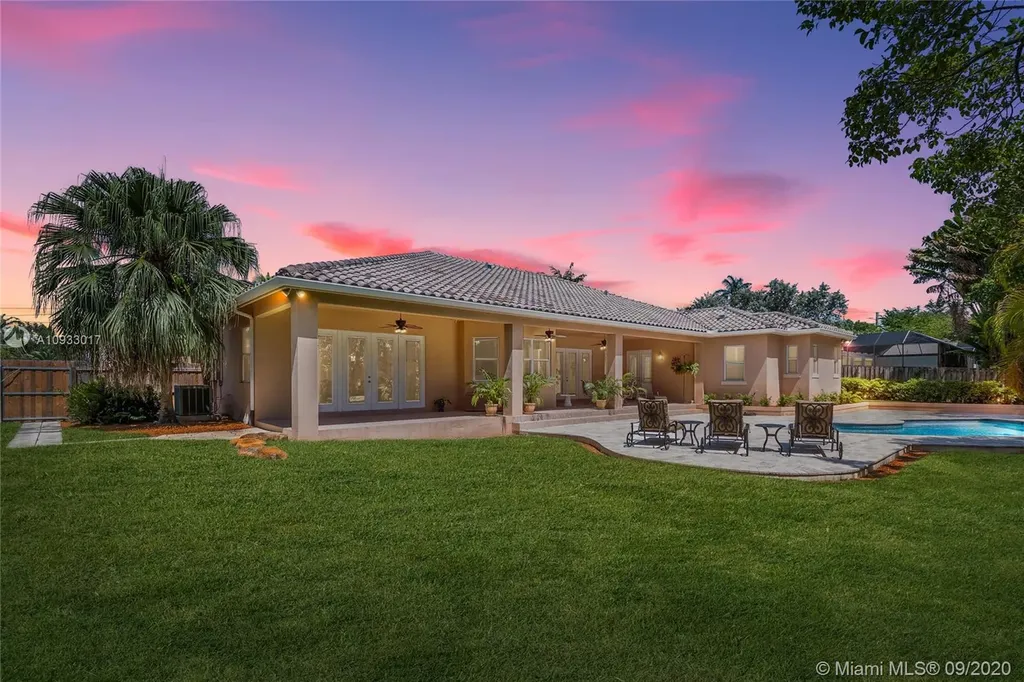 7470 SW 147th Street Palmetto Bay FL 33158