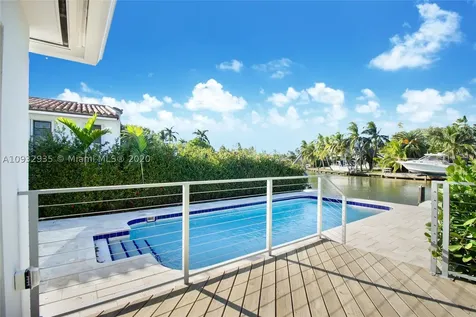 1100 Belle Meade Island Drive Miami FL 33138
