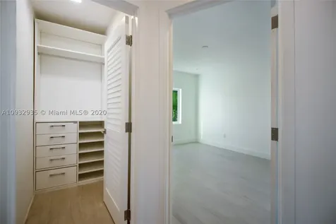 1100 Belle Meade Island Drive Miami FL 33138