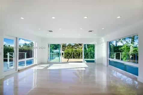 1100 Belle Meade Island Drive Miami FL 33138