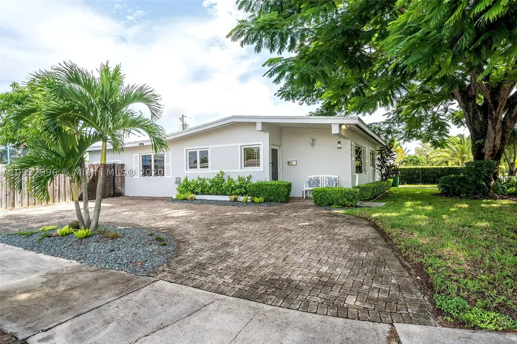 9491 SW 53rd Street Miami FL 33165