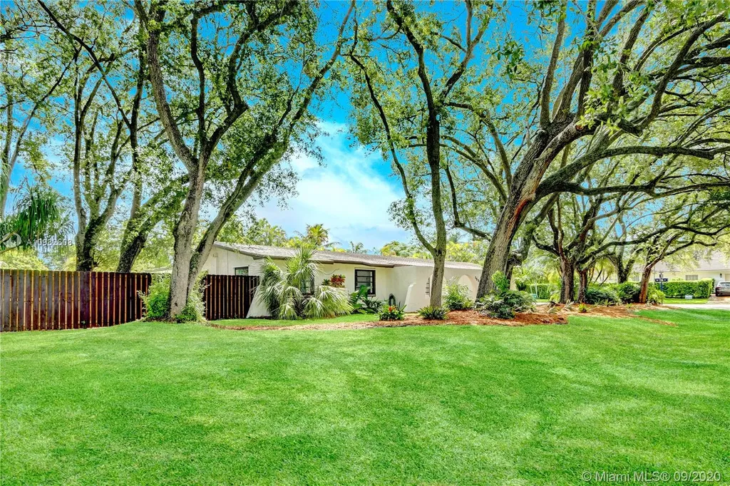15545 SW 78th Place Palmetto Bay FL 33157