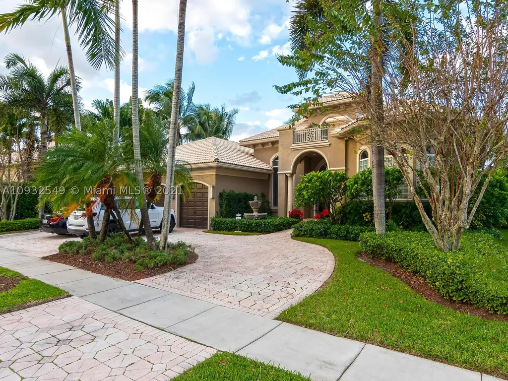 11075 Blue Palm Street Plantation FL 33324