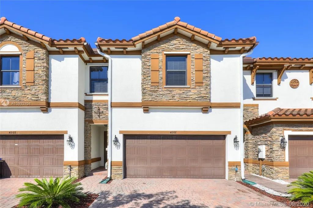 4266 SW 166th Court Miami FL 33185