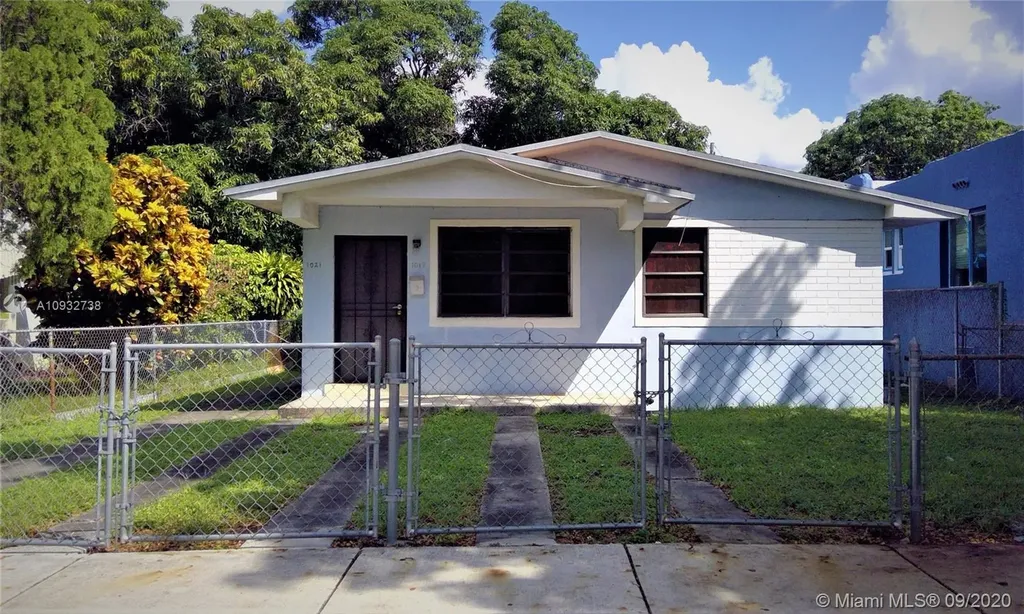 1019 - 1021 NW 52nd Street Miami FL 33127
