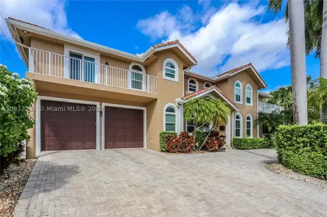 850 N 11th Avenue Hollywood FL 33019