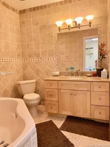 2085 Ixora Road North Miami FL 33181