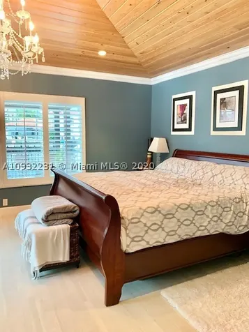 2085 Ixora Road North Miami FL 33181