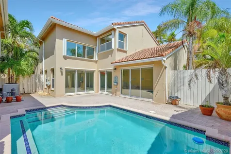 1030 Scarlet Oak Street Hollywood FL 33019