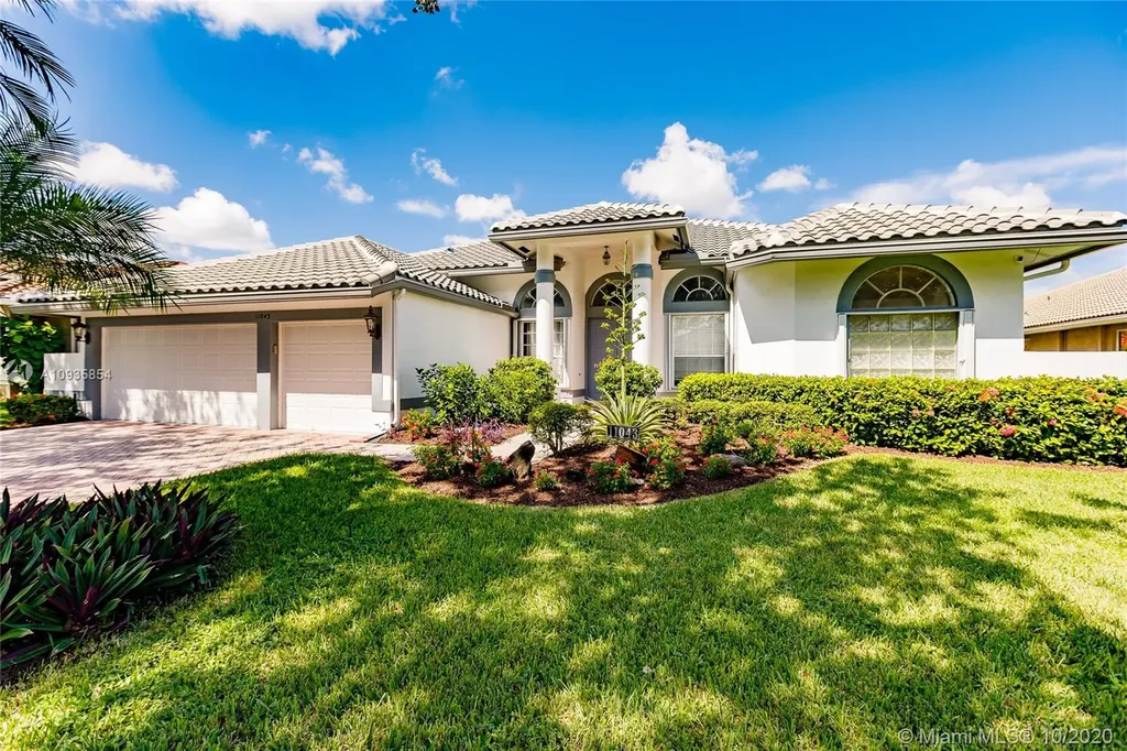 11043 NW 18th Place Plantation FL 33322
