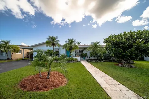 17901 SW 91st Avenue Palmetto Bay FL 33157