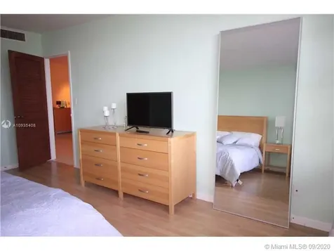 5161 Collins Avenue Miami Beach FL 33140