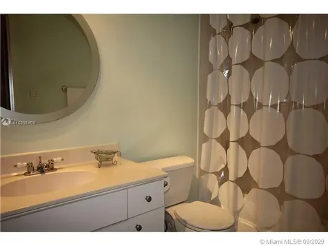 5161 Collins Avenue Miami Beach FL 33140