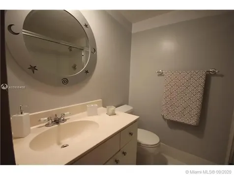 5161 Collins Avenue Miami Beach FL 33140