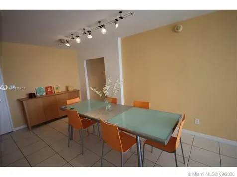 5161 Collins Avenue Miami Beach FL 33140