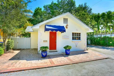 1661 Ashton Court Miami FL 33145