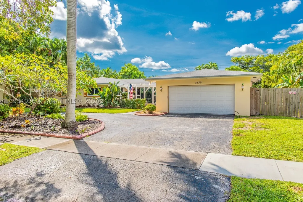 5130 Jackson Street Hollywood FL 33021