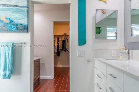 5130 Jackson Street Hollywood FL 33021