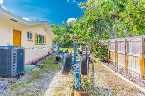 5130 Jackson Street Hollywood FL 33021
