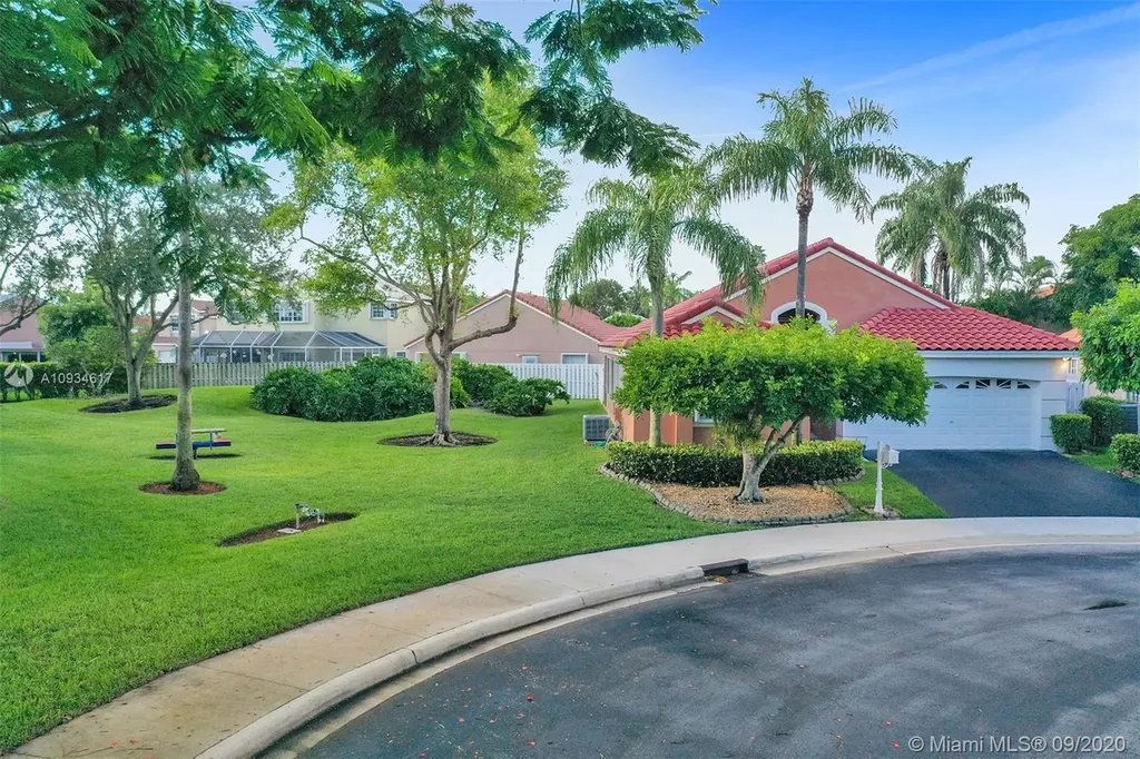 282 Bridgeton Road Weston FL 33326