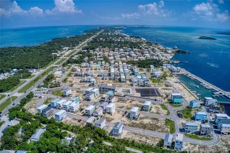 94825 Overseas Highway #136 Key Largo FL 33037