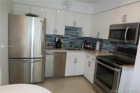5161 Collins Avenue Miami Beach FL 33140