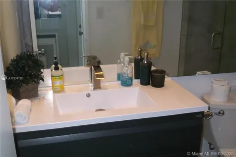 5161 Collins Avenue Miami Beach FL 33140