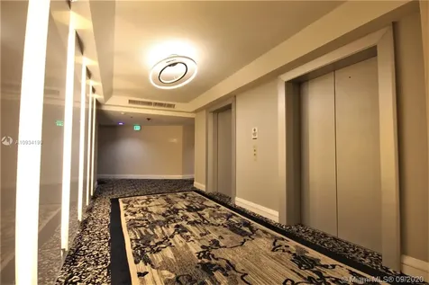 5161 Collins Avenue Miami Beach FL 33140