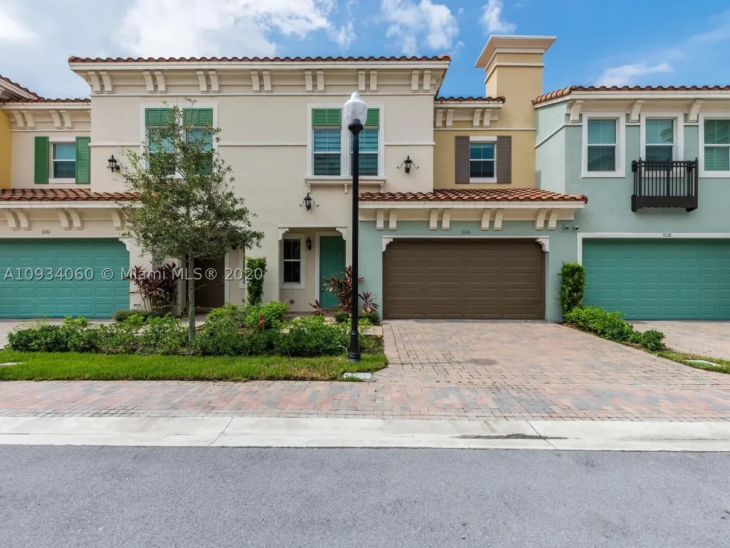 3135 NW 124th Way Sunrise FL 33323