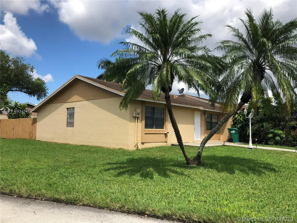 6933 SW 152nd Court Miami FL 33193