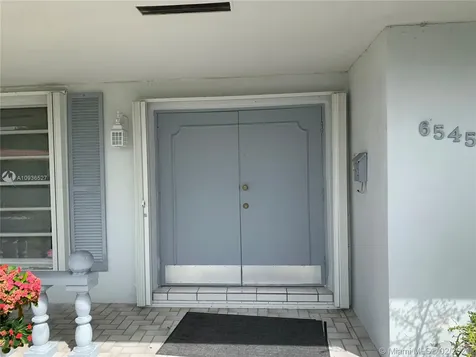 6545 SW 90th Court Miami FL 33173