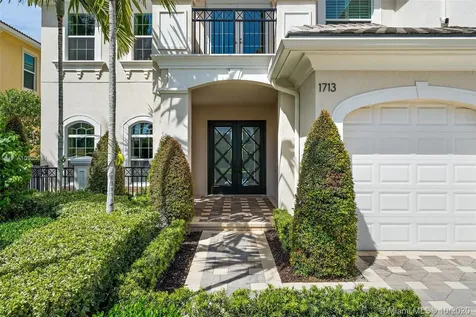 1713 W Hemingway Drive Juno Beach FL 33408