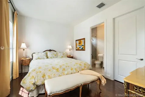 1713 W Hemingway Drive Juno Beach FL 33408