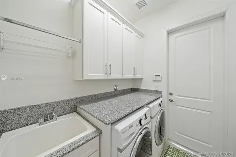 1713 W Hemingway Drive Juno Beach FL 33408