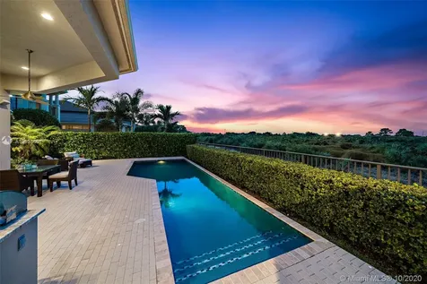 1713 W Hemingway Drive Juno Beach FL 33408