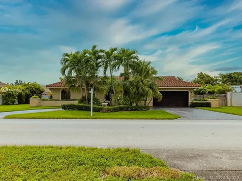 18710 W Oakmont Drive Hialeah FL 33015