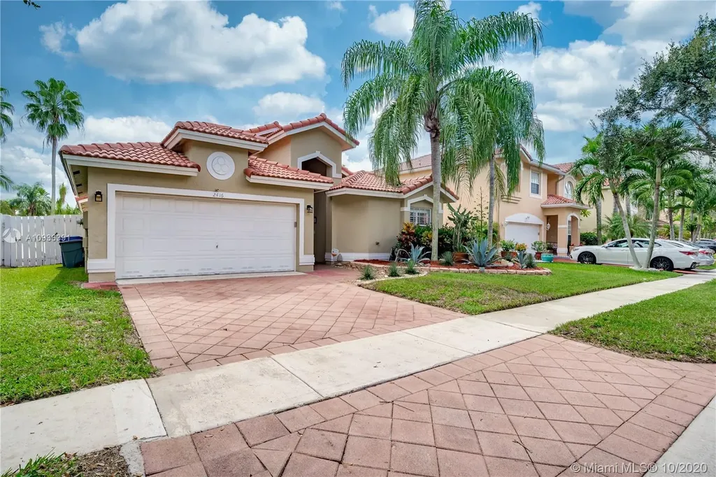 2416 NW 139th Avenue Sunrise FL 33323