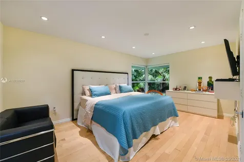 473 Ridge Road Coral Gables FL 33143