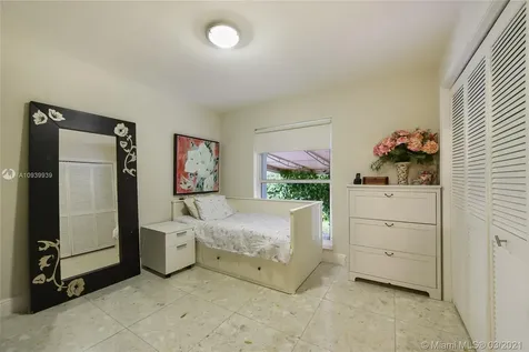 473 Ridge Road Coral Gables FL 33143