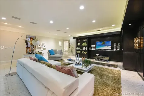 473 Ridge Road Coral Gables FL 33143